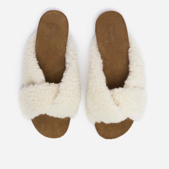 Lou Teddy Creme - Picture 2 of 3